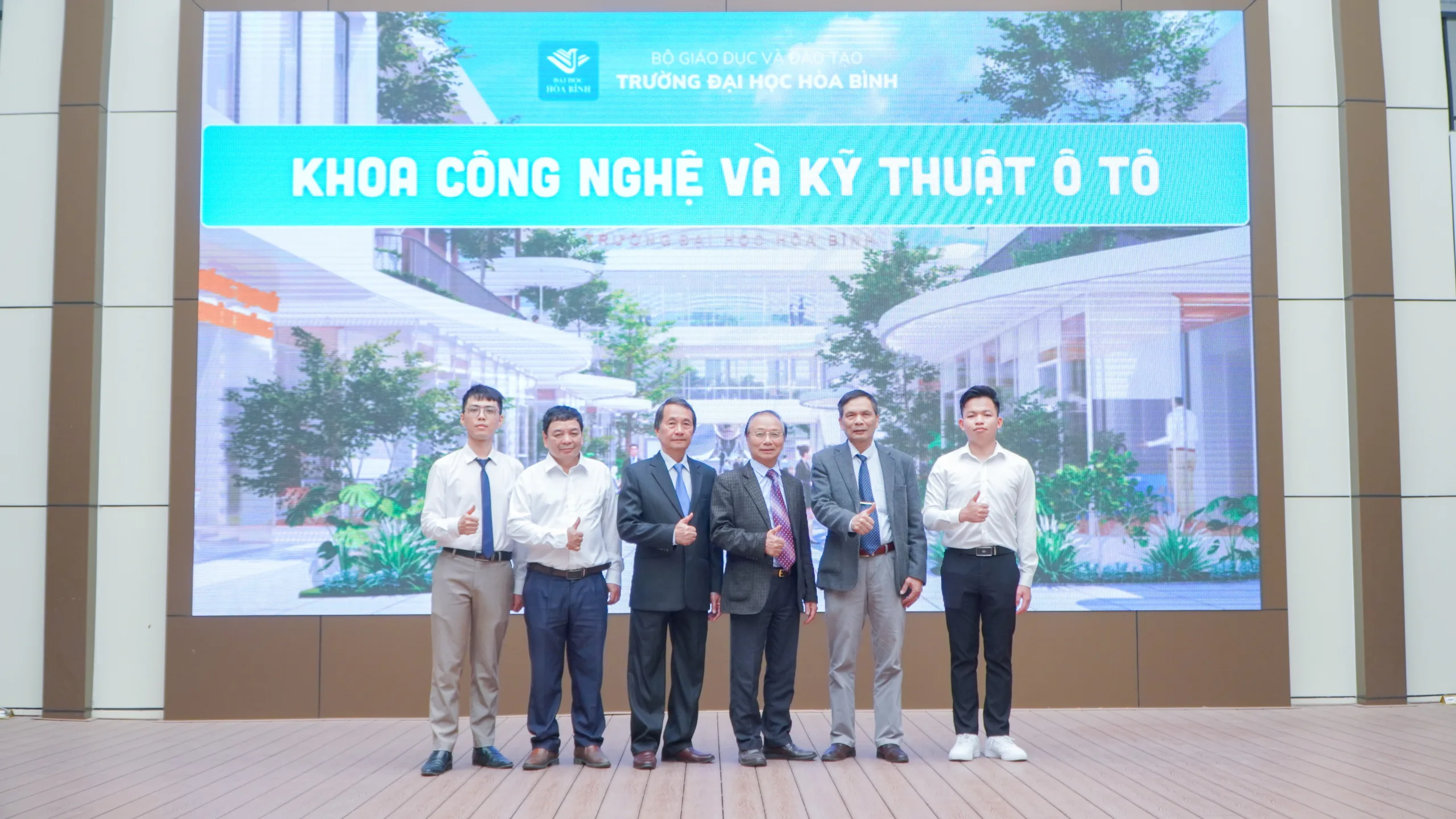 Hình ảnh khoa Công nghệ và Kỹ thuật ô tô - Trường Đại học Hòa Bình