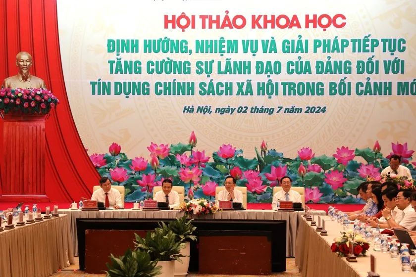 Hội thảo khoa học “Định hướng, nhiệm vụ và giải pháp tiếp tục tăng cường sự lãnh đạo của Đảng đối với tín dụng chính sách xã hội trong bối cảnh mới” diễn ra sáng nay, tại Hà Nội.