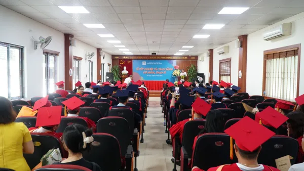 Thạc sĩ Trường Đại học Hòa Bình